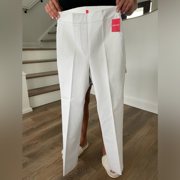 Women’s Spanx white dress pants - Picture 4 of 4